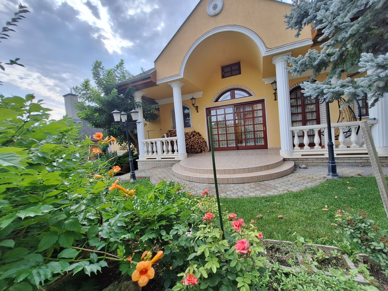 Eladó családi ház Gödöllő Kertváros | 220 m² | 214,9 M Ft