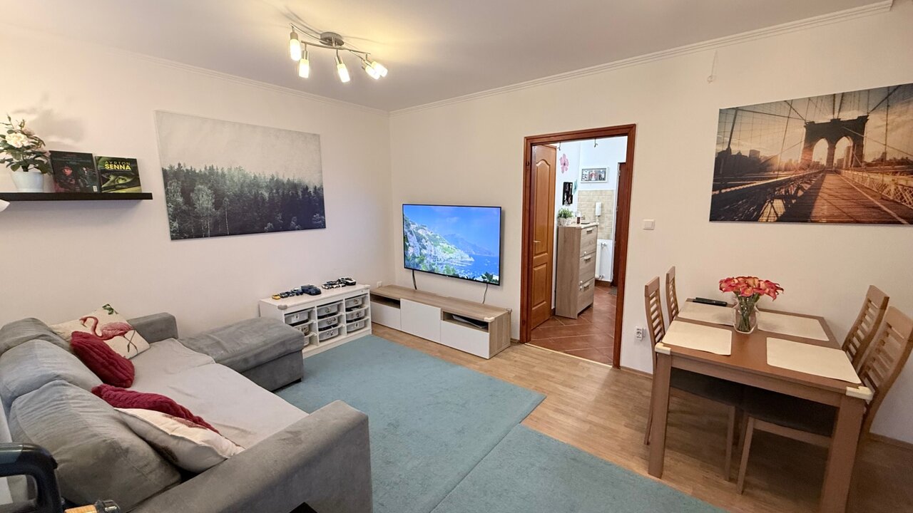 Eladó lakás Aszód - 58 m² kétszintes, kerttel