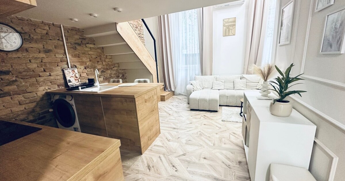 Eladó galériás lakás Budapest VII. | 65,9 M Ft