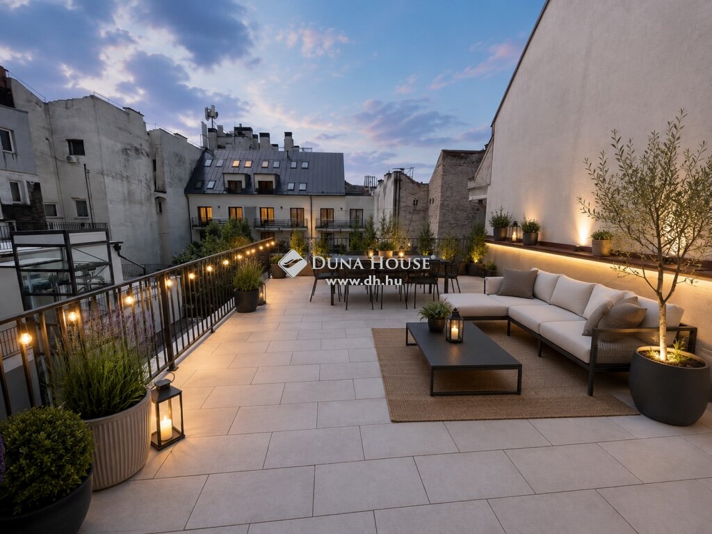 Eladó penthouse lakás a VI. kerületben | 40 m² tetőterasz